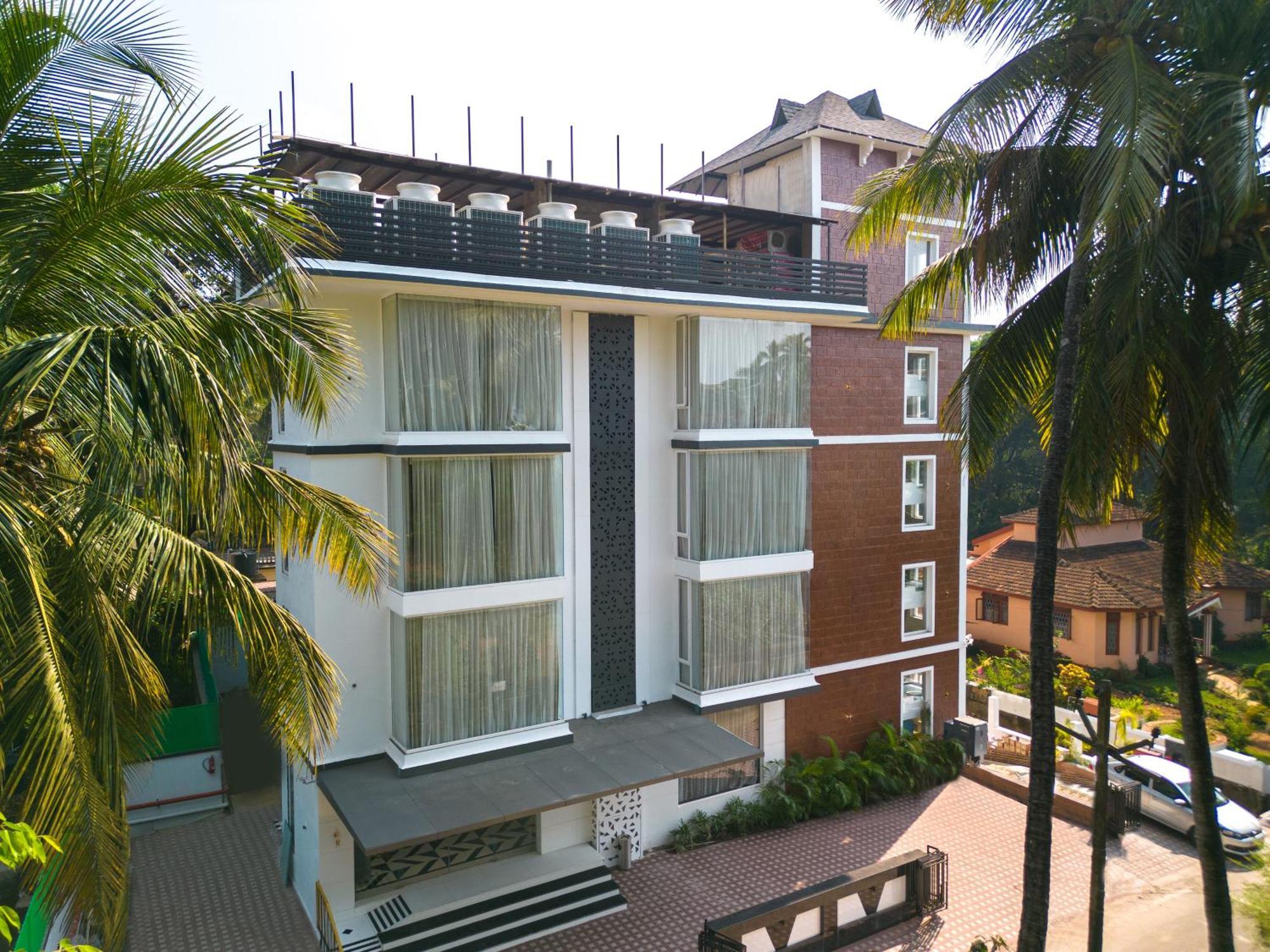 Renest Calangute Goa Hotel Exterior photo